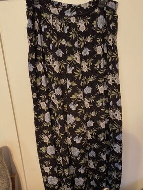 American Eagle Outfitters Black Floral Flowy Pants